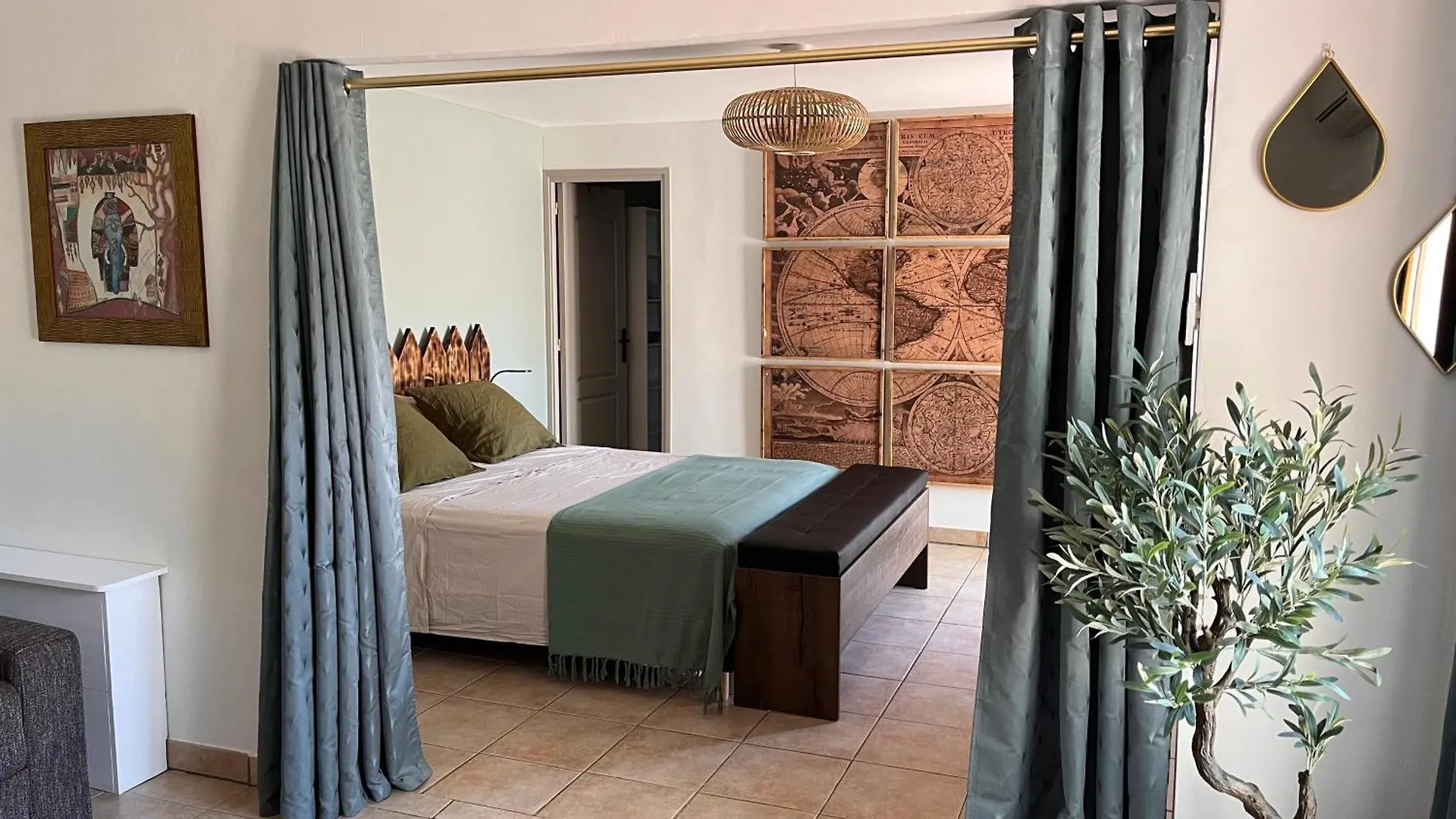 O Mas Hotel Montauroux